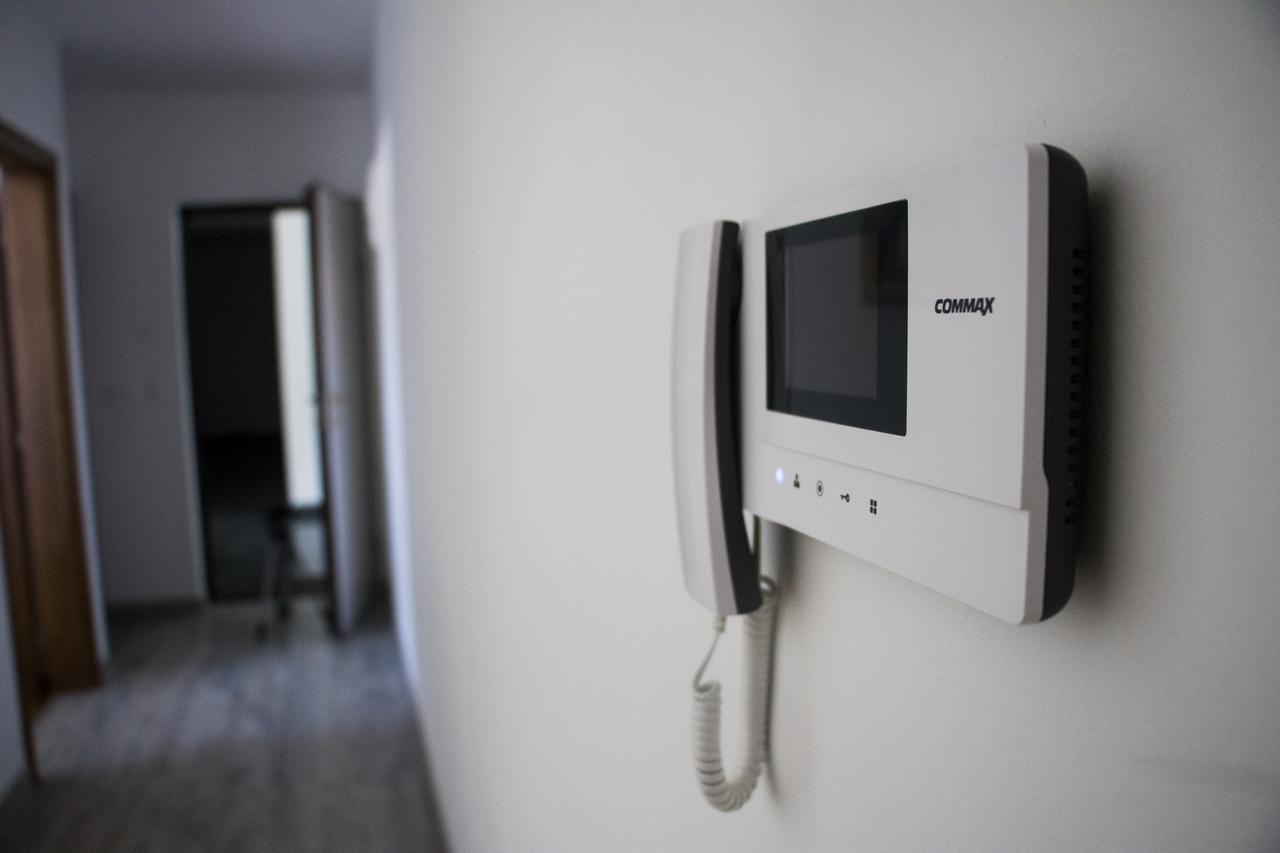 Apartment Sunshine โมสตาร์ ภายนอก รูปภาพ