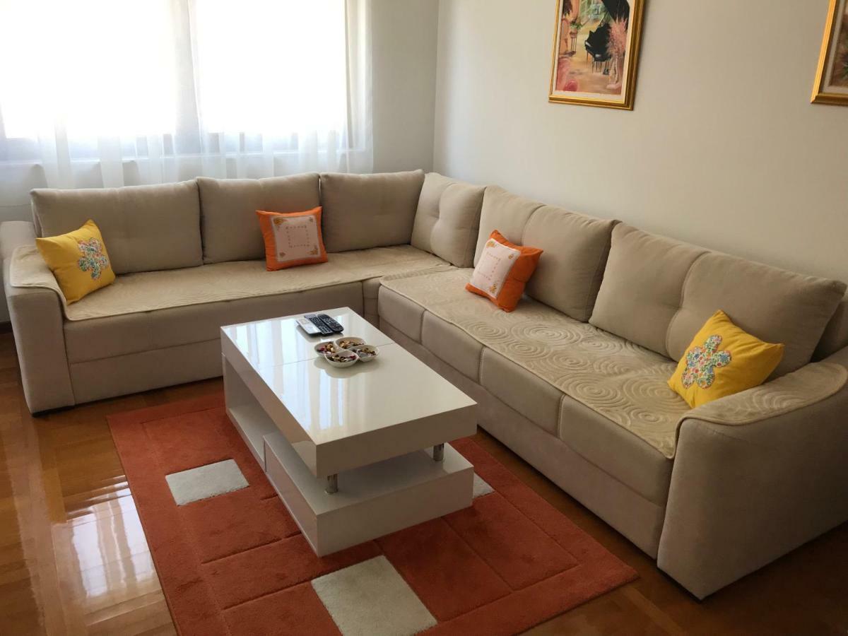 Apartment Sunshine โมสตาร์ ภายนอก รูปภาพ